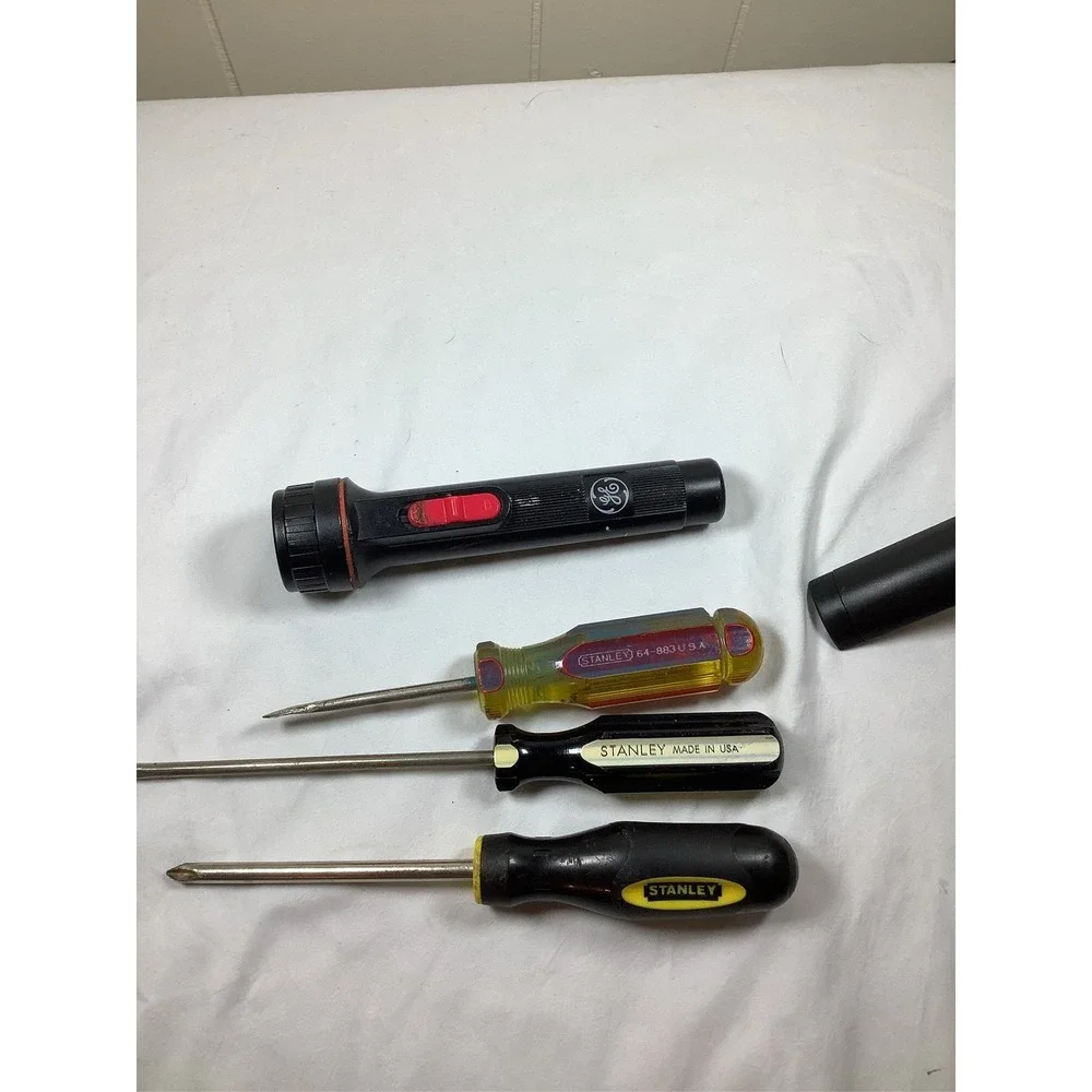 Stanley Screwdriver & GE Flashlight Tool Lot